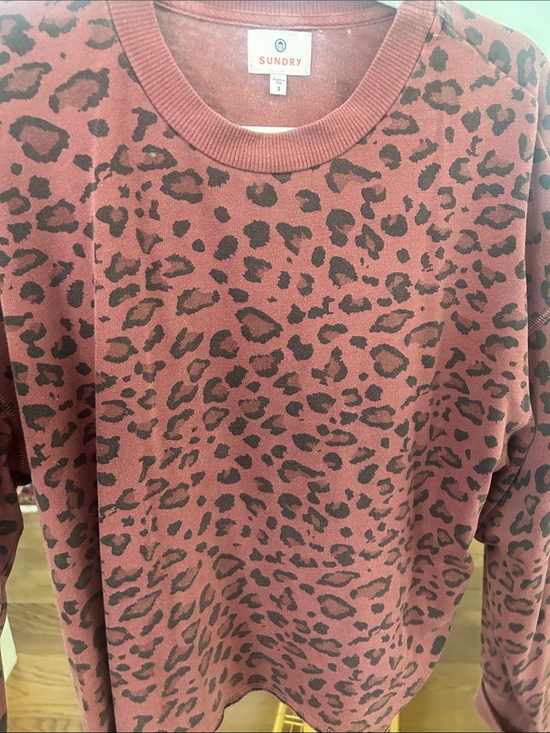 Sundry Sweaters - SUNDRY Women's Rust Leopard Print Crewneck Sweater